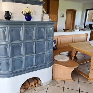 https://schones-ferienhaus-am-herrenberg.com-bavaria.com